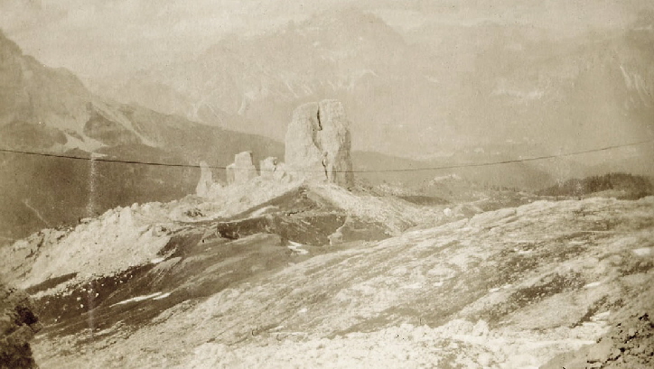 Cinque Torri visto dal Averau