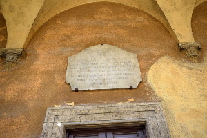 Borgo_S_Spirito-Antico_Ospedale_Omonimo-Chio-Mon-Lapide_Restauro-1839