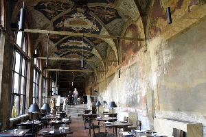 Borgo_S_Spirito-Palazzo_dei_Penitenzieri-Portico