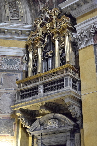 Via_Traspontina-Chiesa_di_S_Maria_in_Traspntina-Organo