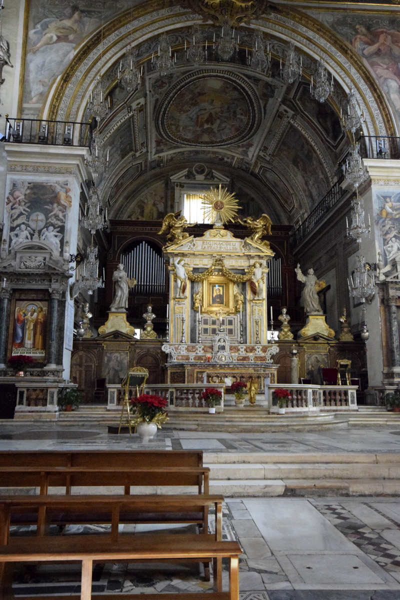 Piazza_Aracoeli-Chiesa_omonima-Altare_Maggiore (52)