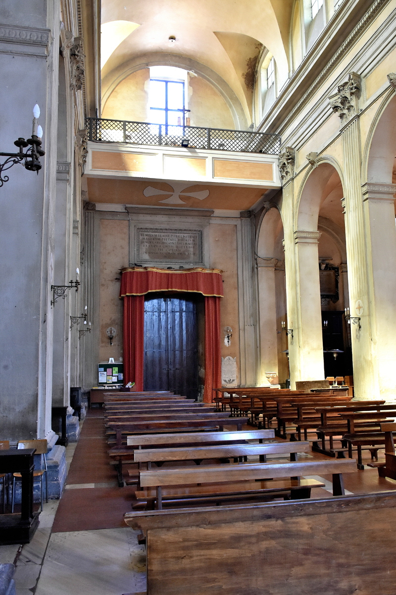 Piazza_della_Consolazione-Chiesa_di_S_Maria-Uscita