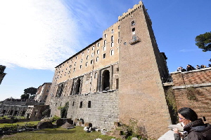 Via_di_S_Pietro_in_Carcere-Tabularium-Torre