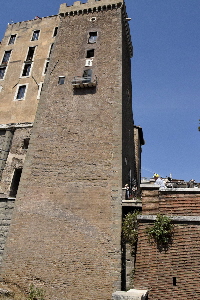 Via_di_S_Pietro_in_Carcere-Torre