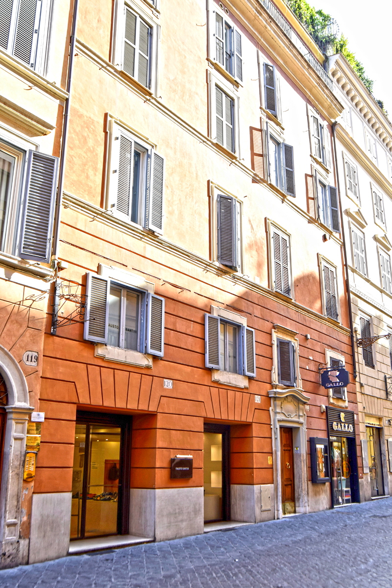 Via_Frattina-Palazzo_al_n_122