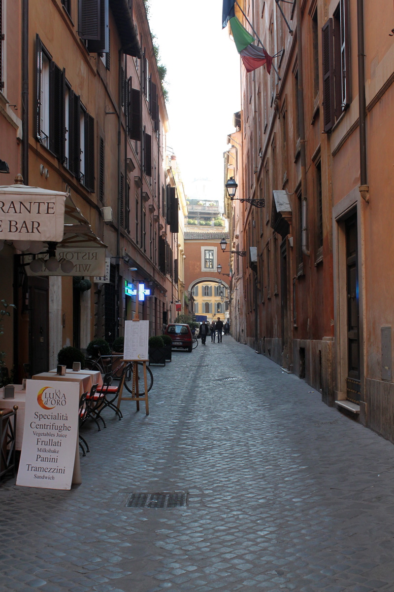 Via dei Greci