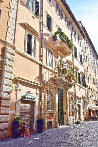 Via_della_Croce-Palazzo_al_n_78a