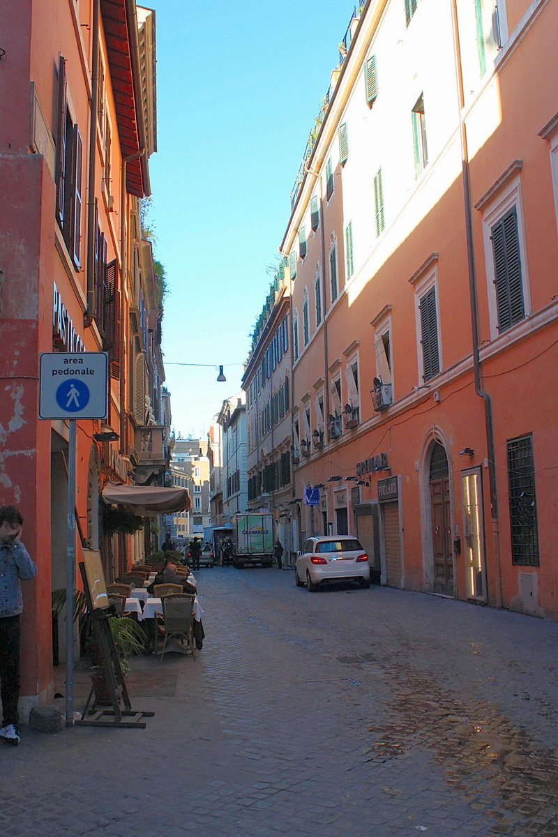 Via_della_Croce (2)