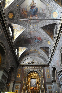 Vicolo_del_Divino_Amore-Chiesa_omonima-Soffitto