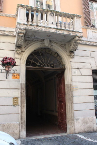 Via_della_Oca-Palazzo_al_n_35-Ingresso