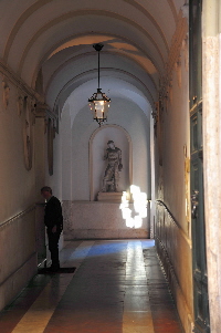 Via_Ripetta-Palazzo_al_n_22-Atrio