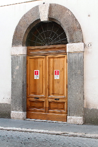 Via_Sistina-Palazzo_al_n_60-Portone