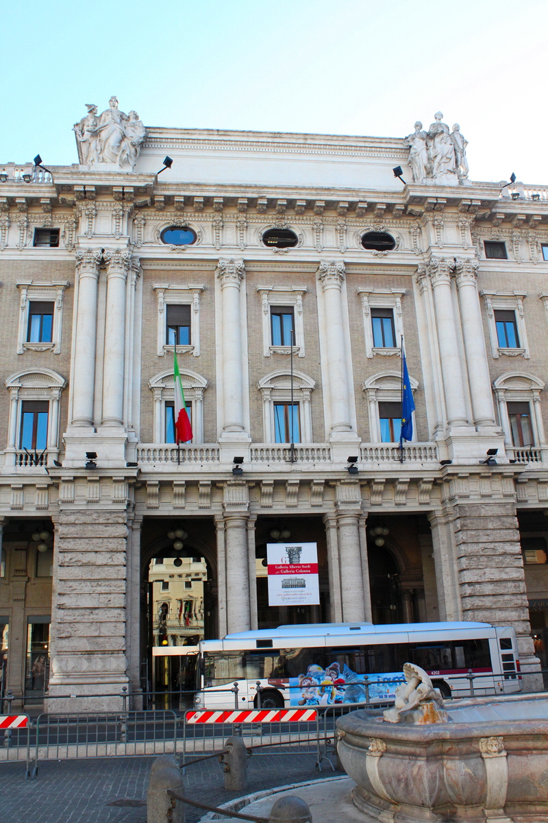 Piazza_Colonna-Galleria_Colonna (6)