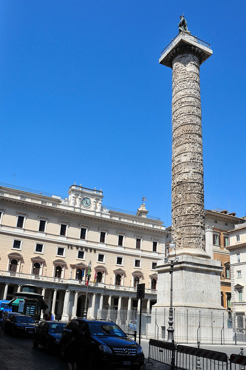 Piazza_Colonna-Palazzo_Wedekind (3)