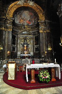 Piazza_di_S_Silvestro-Chiesa_di_S_Silvestro_in_Capite (13)
