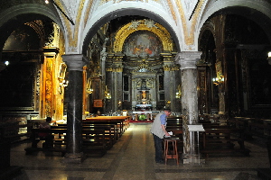 Piazza_di_S_Silvestro-Chiesa_di_S_Silvestro_in_Capite (3)