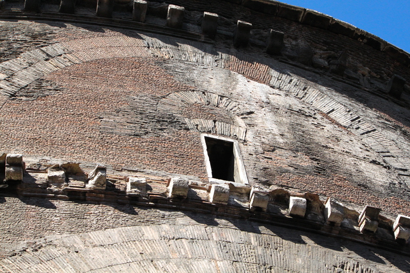 Via_della_Minerva-Pantheon-Lato_esterno destro (10)