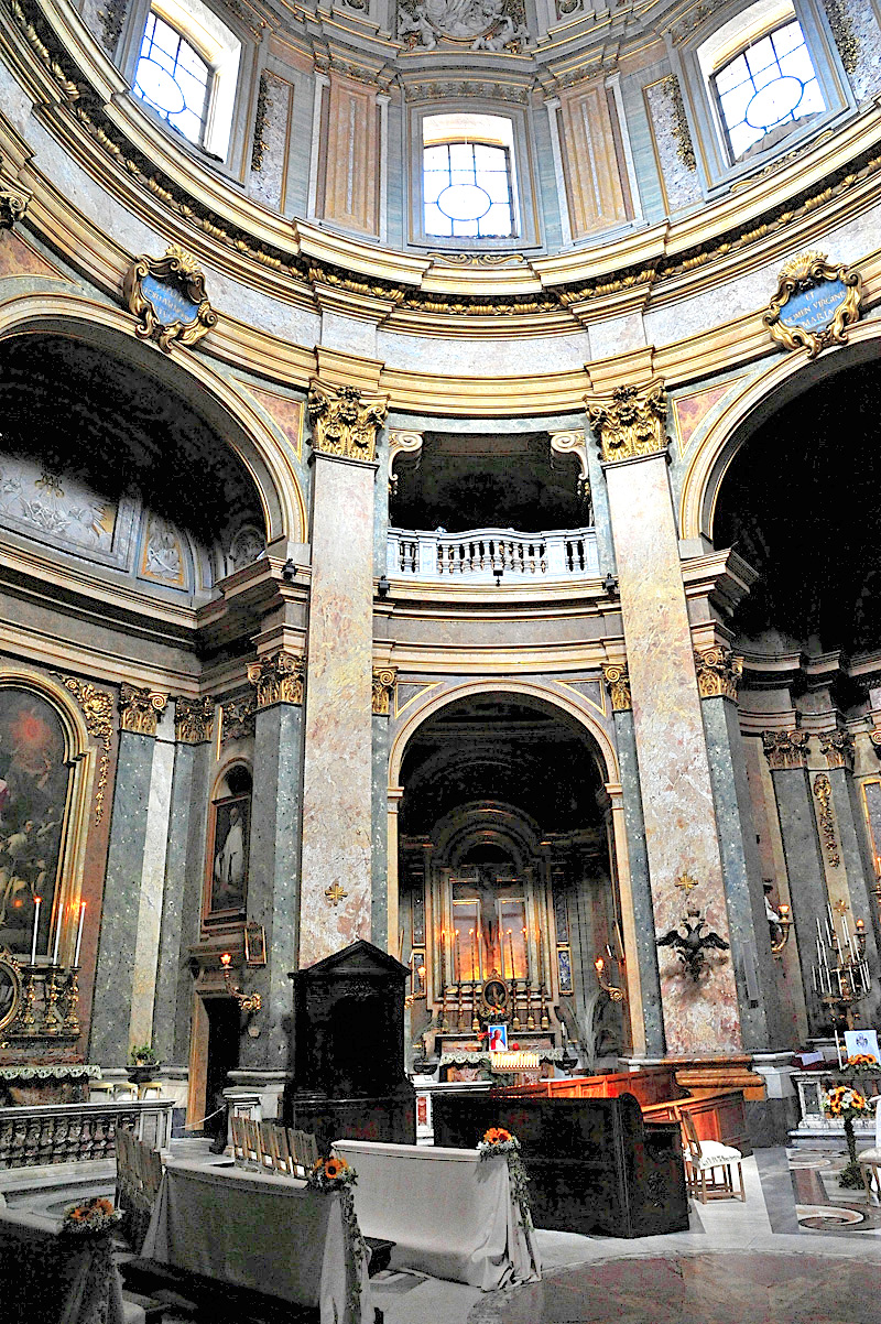 Piazza_del_Foro_di_Traiano-Chiesa_del_SS_Nome_di_Maria  (7)