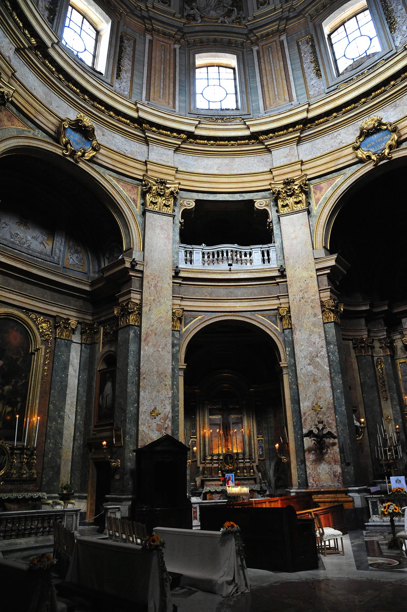 Piazza_del_Foro_di_Traiano-Chiesa_del_SS_Nome_di_Maria  (7)