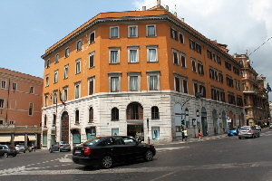 Largo Magnanapoli - Palazzo Antonelli