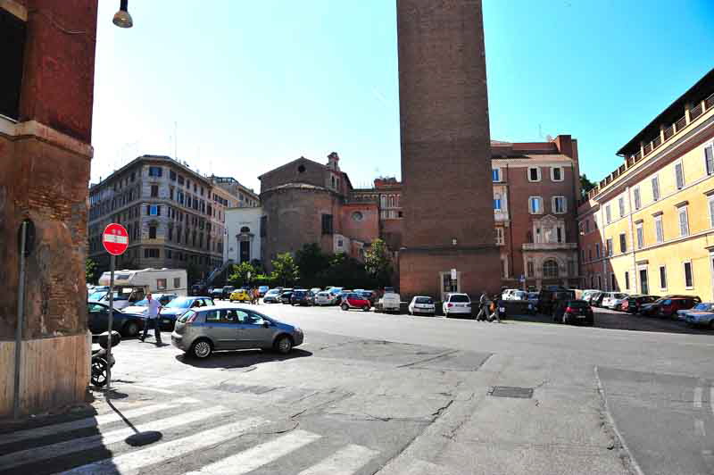 Piazza_di_S_Martino_ai_Monti