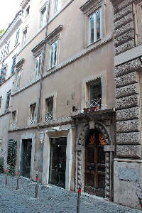 Via_dei_Cartari-Palazzo_al_n_11