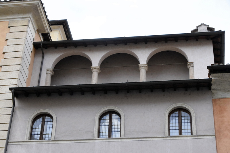 Piazza_Madama-Palazzo_al_n_2-Pergola