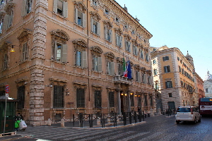 Piazza_Madama_Palazzo_omonimo