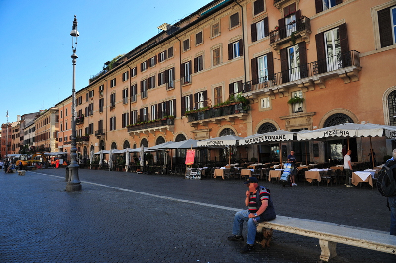 Piazza_Navona-Case_Spagnole_ai_n_90-104