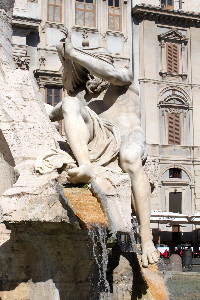 Piazza_Navona-Fontana_dei_4_Fiumi-Il_Nilo