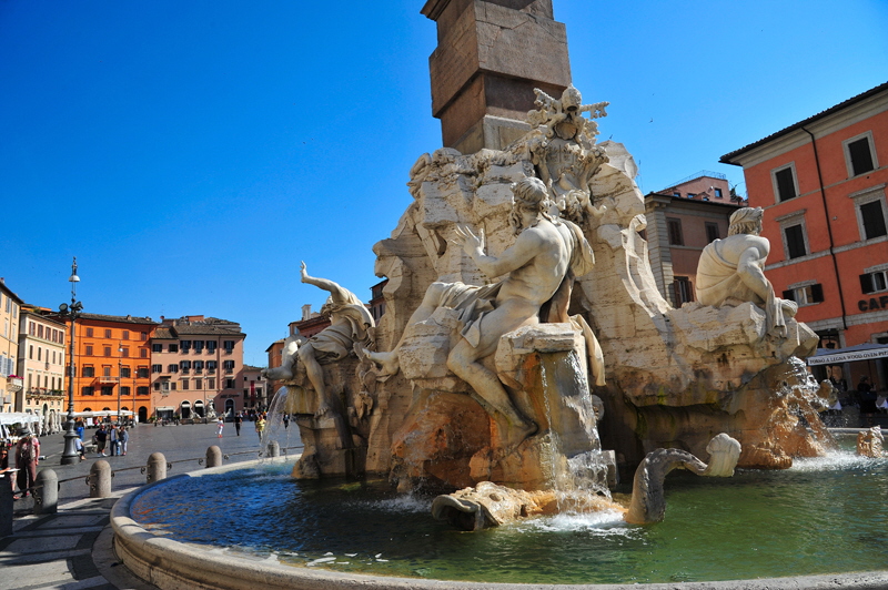 Piazza_Navona-Fontana_dei_4_Fiumi (4)