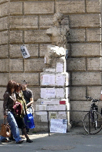 Piazza_Pasquino_02