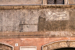 Piazza_dei_Massimi-Palazzo_Massimo-Facciata_istoriata-Angeli_I