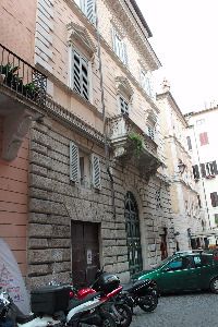 Via_del_Governo_Vecchio-Palazzo_al_n_121