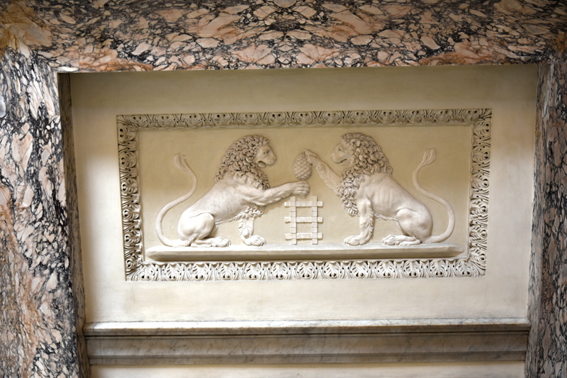 Piazza_S_Pantaleo-Palazzo_Braschi-Scala (37)