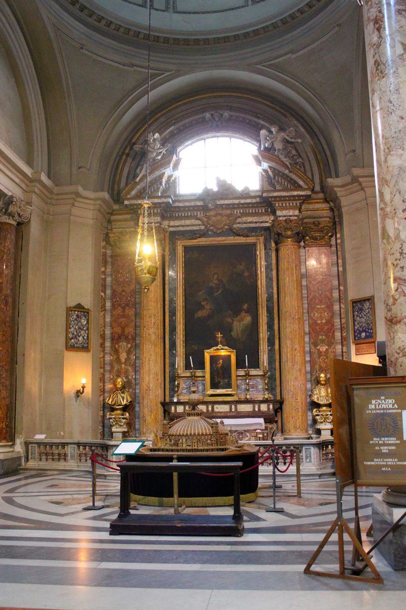 Piazza_S_Ignazio-Chiesa_omonima-Cappella_di_S_Stanislao_Kostka