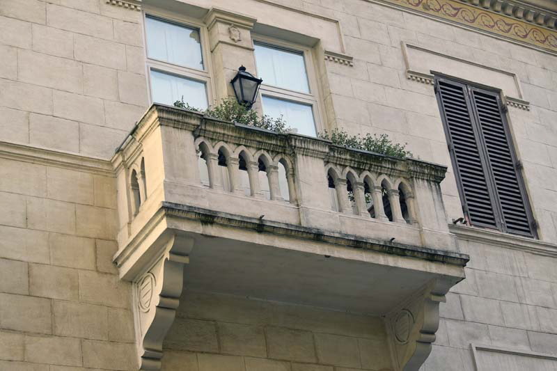 Arco_dei_Banchi-Palazzo_al_n_1-Balcone