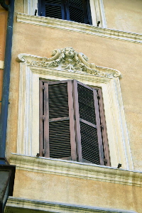 Via_dei_Banchi_Vecchi-Palazzo_al_n_143-Finestra