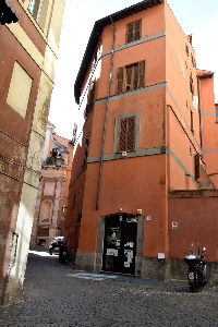 Vicolo_della_Campanella-Palazzo_al_n_27