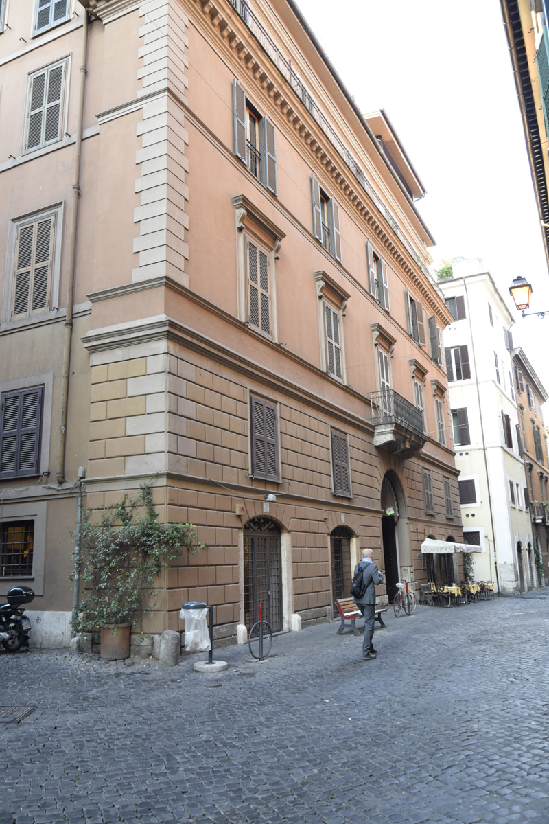 Via_dell_Orso-Palazzo_al_n_74