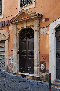 Via_dei_Pianellari-Palazzo_al_n_20-Portone