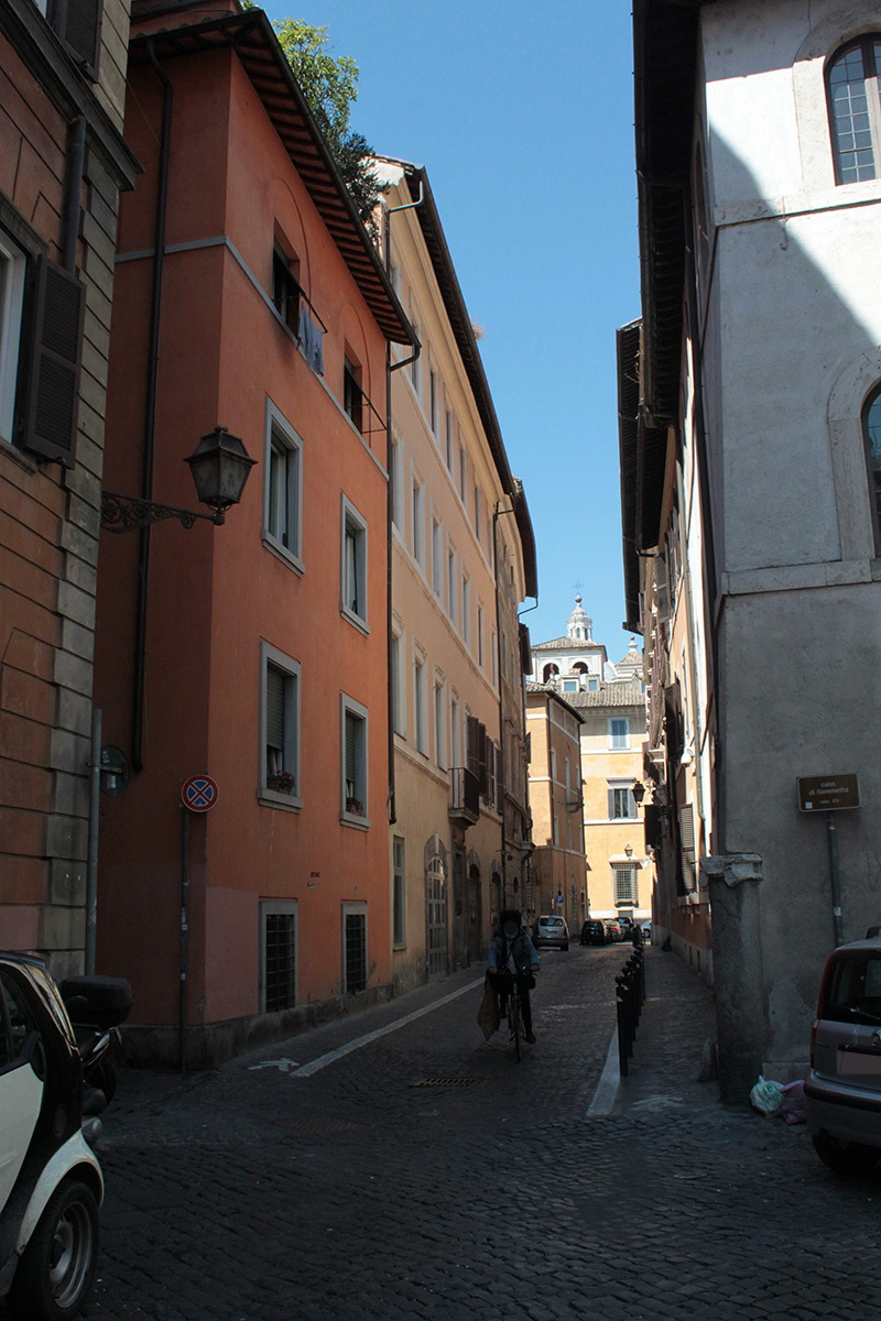 Via_della_Maschera_di_Oro (2)