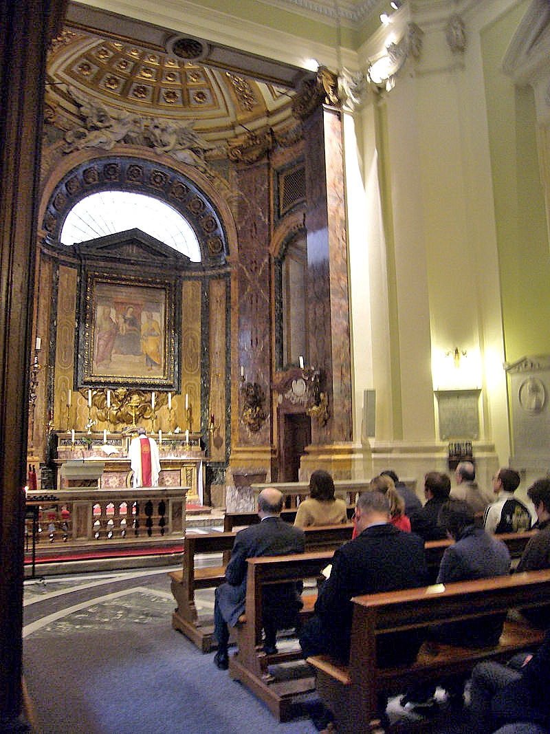 Piazza_di_S_Apollinare-Basilica_omonima-Cappella-portico