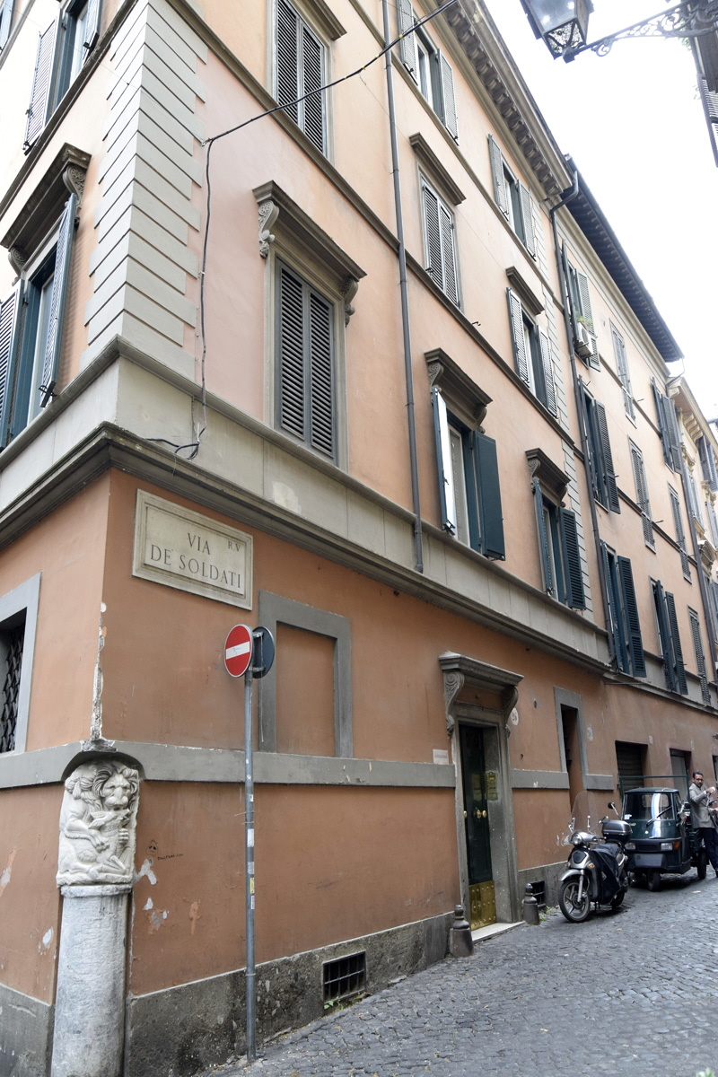 Via_dei_Soldati-Palazzo_al_n_26