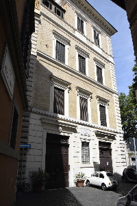 Via_dei_Soldati_Palazzo_al_n_25