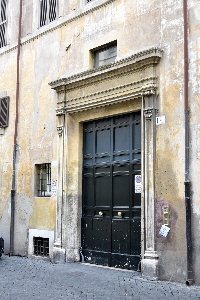 Via_Giulia-Palazzo_al_n_171-Portone