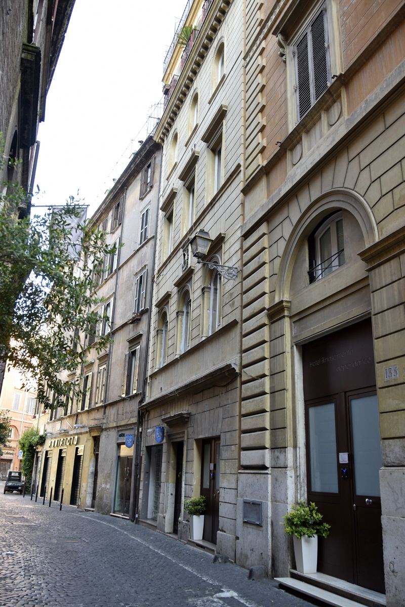 Via_del_Pellegrino-Palazzo_al_133