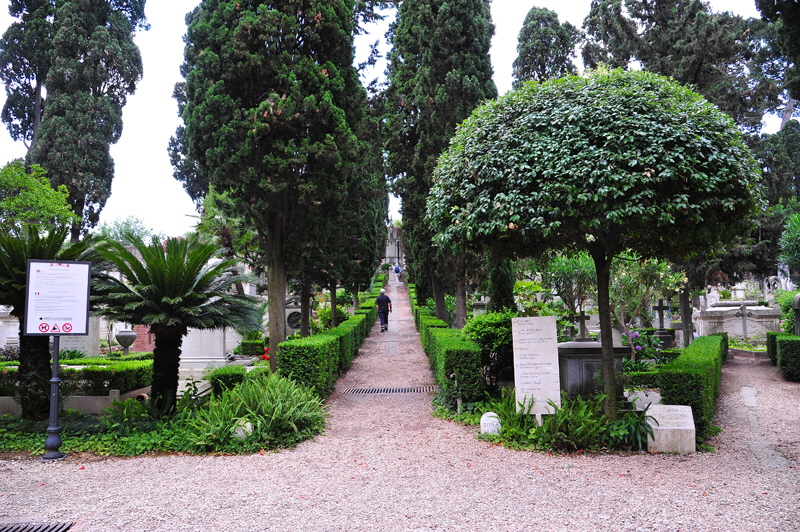 Via_Caio_Cestio-Cimitero_acattolico (32)