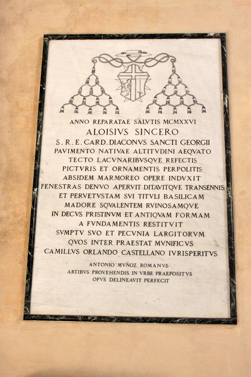 Via_del_Velabro-Chiesa_di_S_Giorgio_in_Velabro-Lapide_card_Aloisio_Sincero-1926 (2)