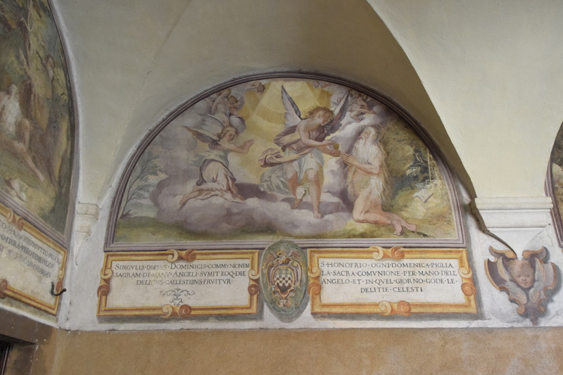 Piazza_di_S_Onofrio-Chiesa_omonima-Chiostro (23)